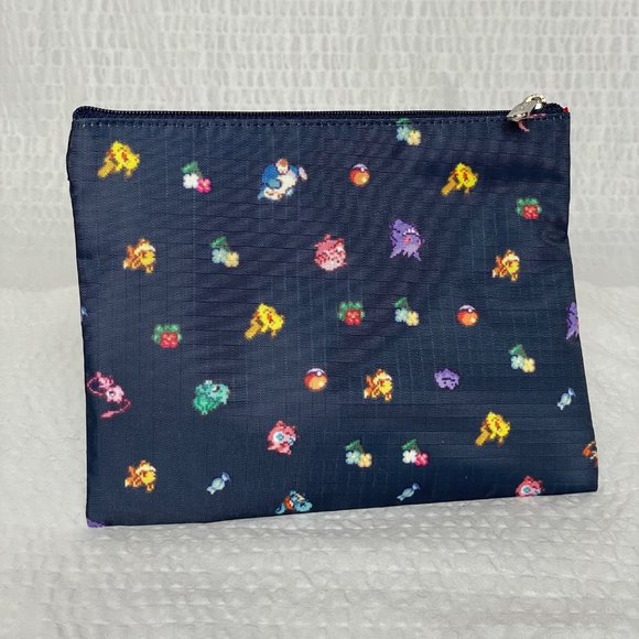 LeSportsac Deluxe Everyday Bag with Pouch 8-Bit Pokemon Characters - NWT - Picture 8 of 9